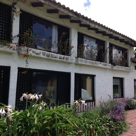 Mansion Samzara Hosteleria Sangolqui ภายนอก รูปภาพ